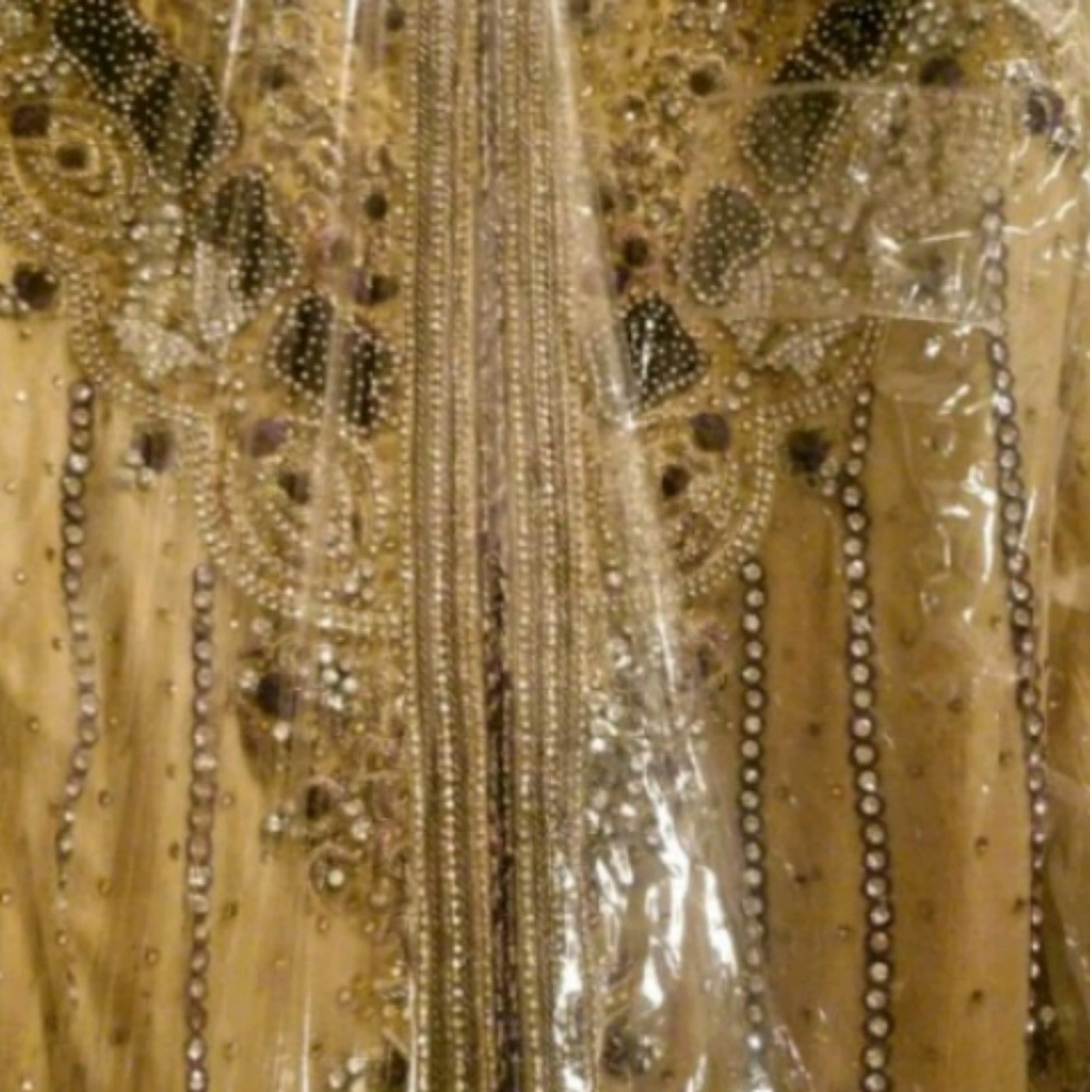 Bridal dress with a free jewelry